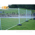 Mobile retractable mesh safety fence panels